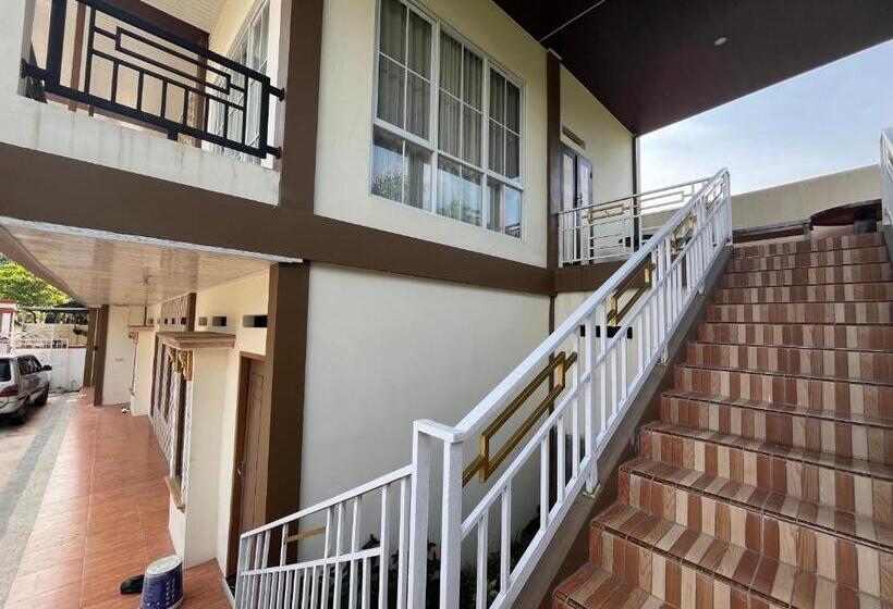 بنسيون Villa Zahira & House 2