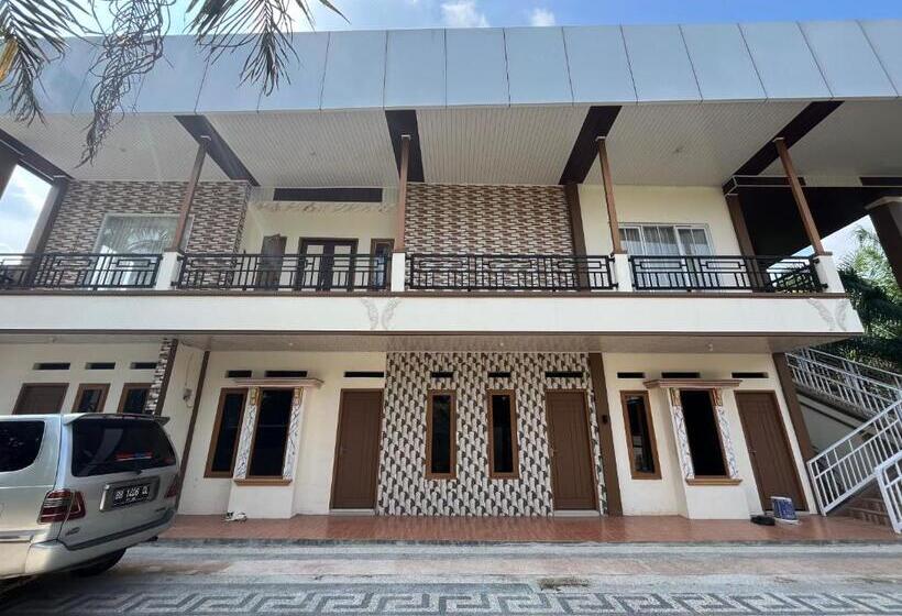 بنسيون Villa Zahira & House 2