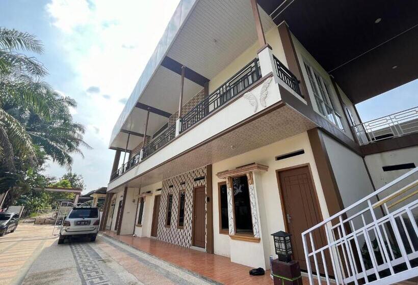 بنسيون Villa Zahira & House 2