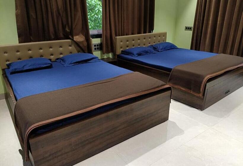 אתר נופש Chaitraban Cottage Alibaug
