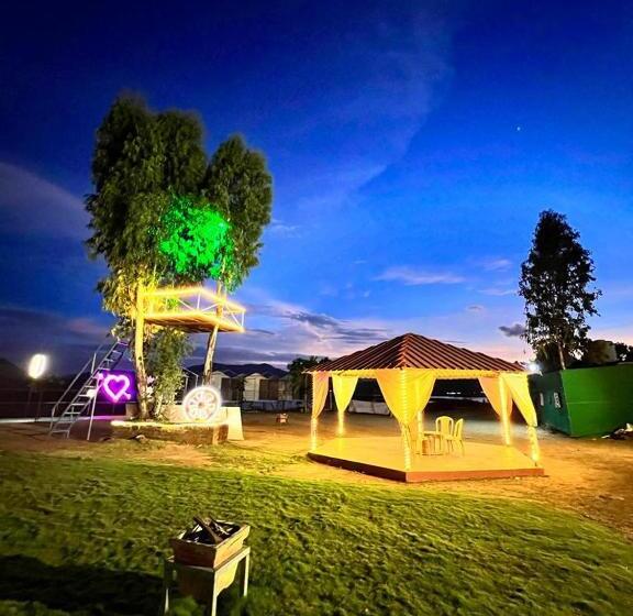 אתר נופש Get Set Go Camping & Cottage Pawna