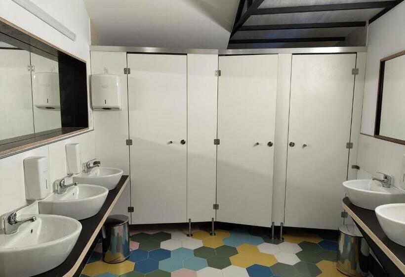 Urbe Sanchina   Hostel & Suites