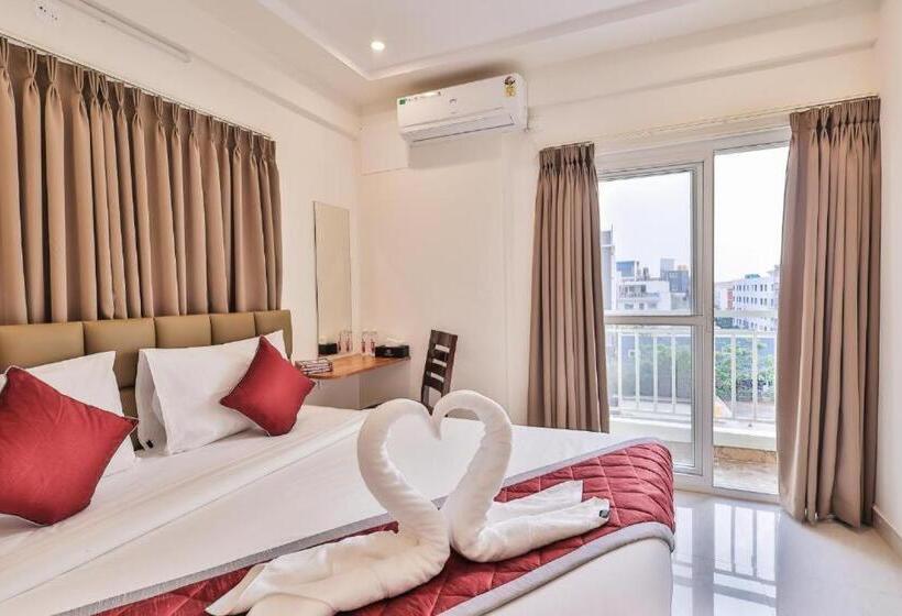 Airport Hotel Tulip Suites