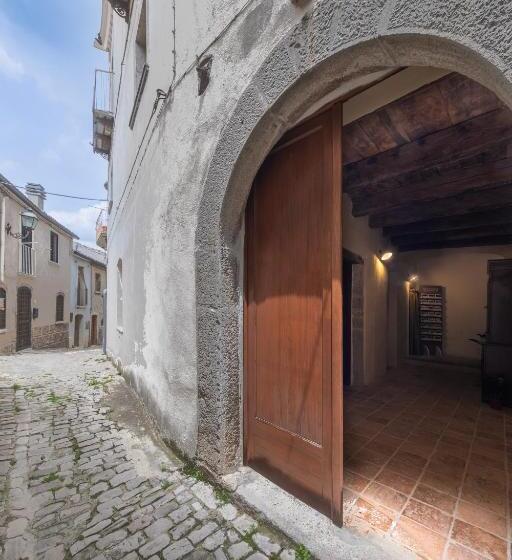 Albergo Diffuso Borgo La Terra