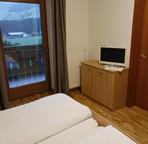 호스텔 Gasthof Alpenrose   Mühleben