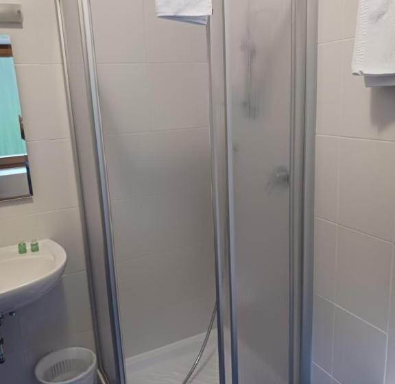 הוסטל Gasthof Alpenrose   Mühleben