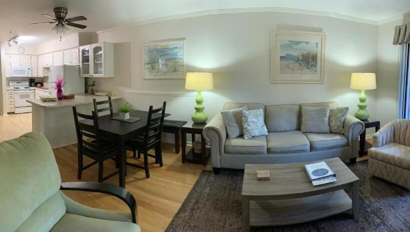 Beautiful Hilton Head Condo, Steps From Ocean, 1st Floor, 2bd / 2ba, And More!