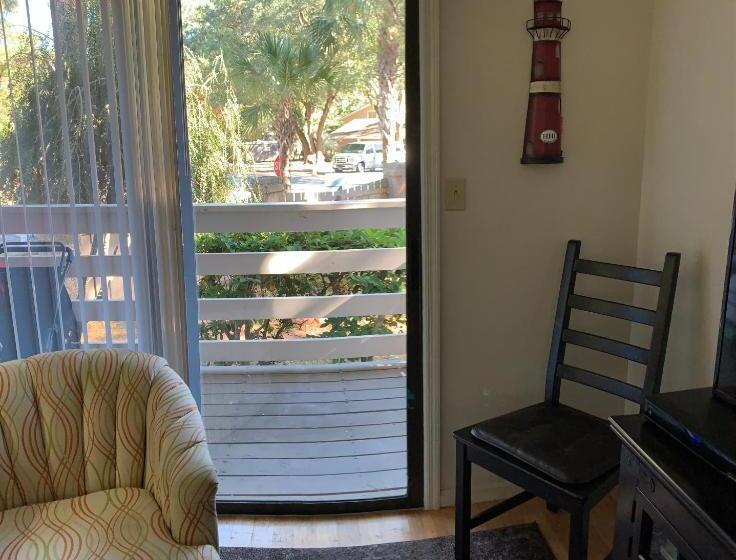 Beautiful Hilton Head Condo, Steps From Ocean, 1st Floor, 2bd / 2ba, And More!