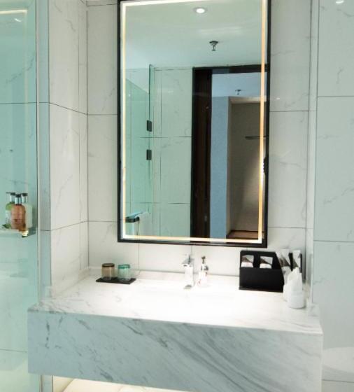 Borrman Hotel Baise High Speed Railway Station Hengning Plaza