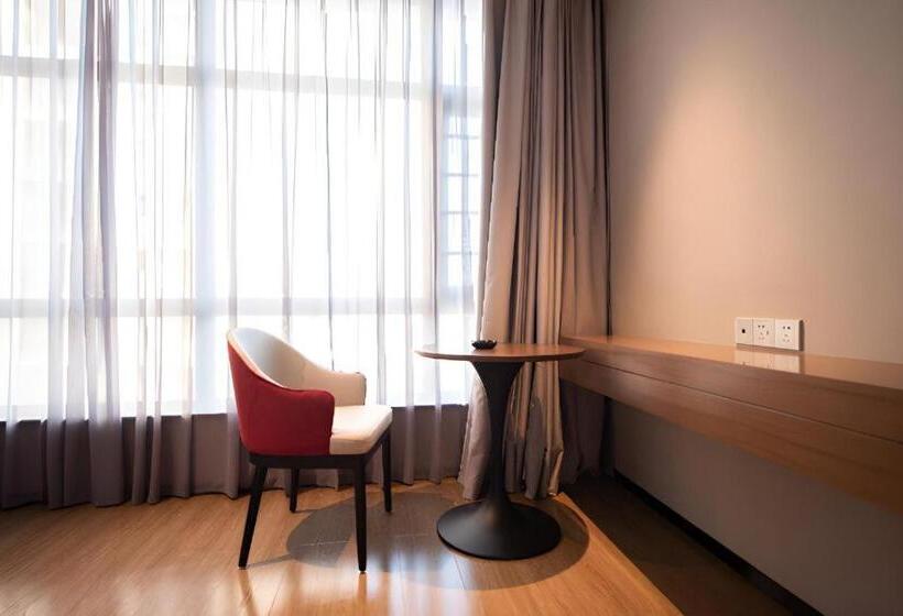 Borrman Hotel Baise High Speed Railway Station Hengning Plaza