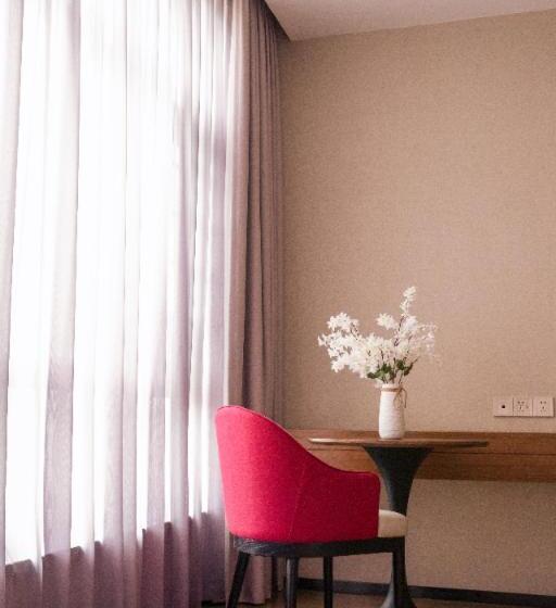 Borrman Hotel Baise High Speed Railway Station Hengning Plaza