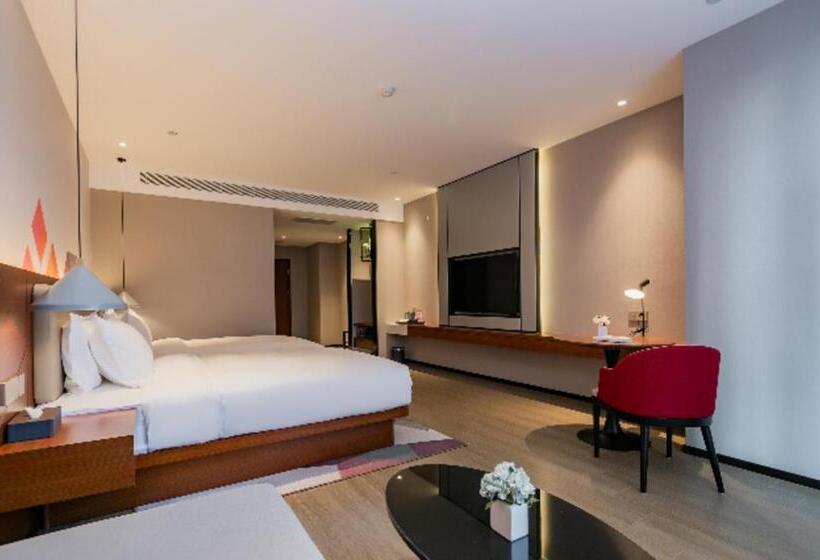 Borrman Hotel Xi An North High Speed Railway Station