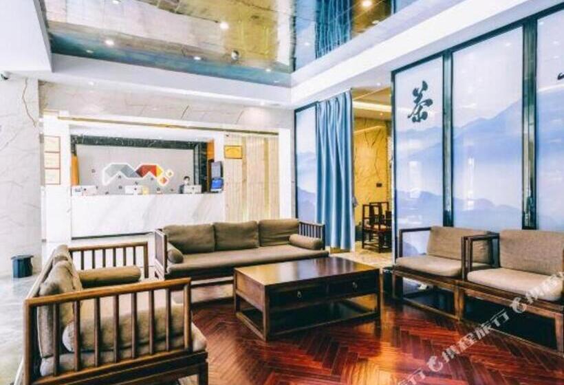 Borrman Hotel Xiangyang East Daqing Road Friendship Apartment