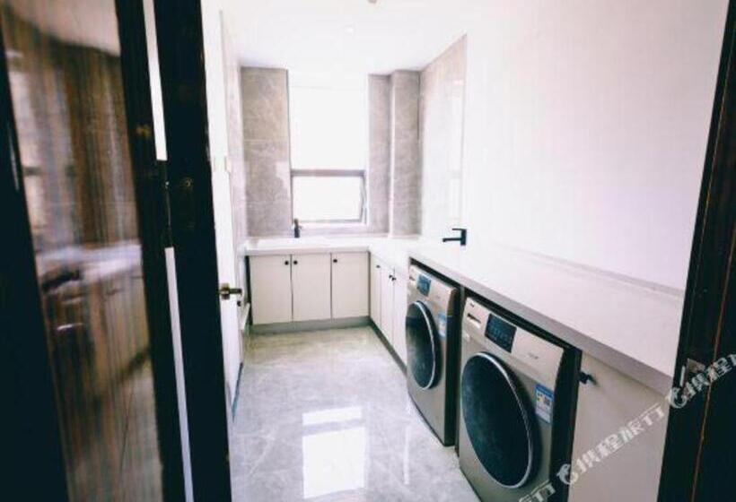 Borrman Hotel Xiangyang East Daqing Road Friendship Apartment