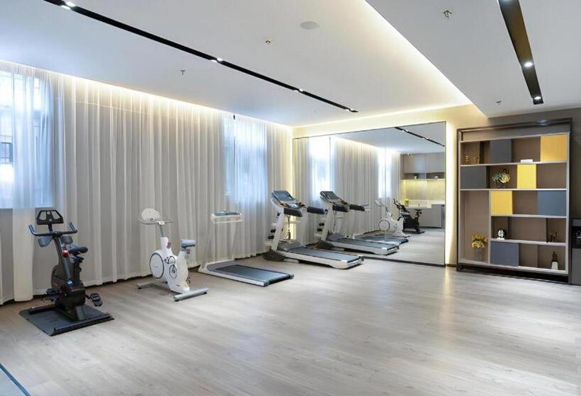 Echarm Hotel Hechi Yizhou Municipal Center Plaza