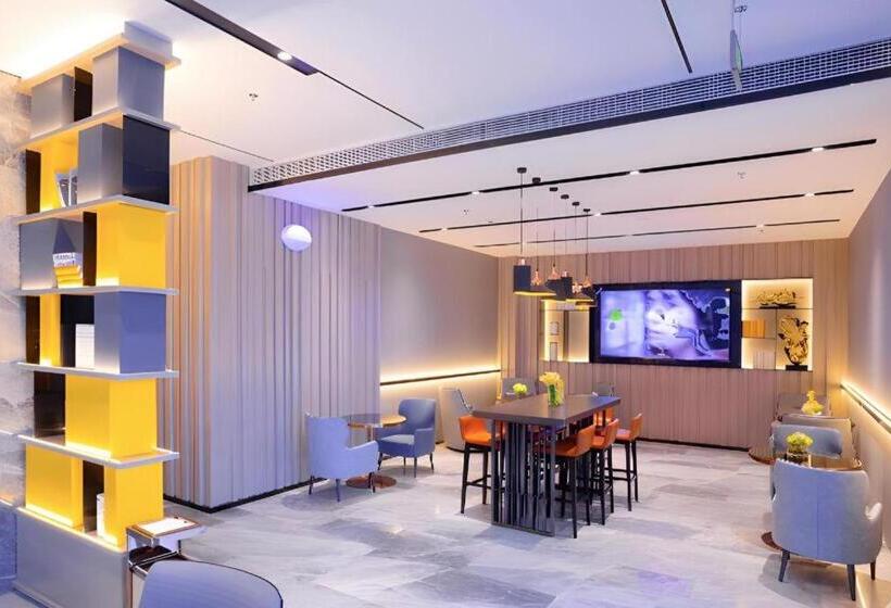 Echarm Hotel Hechi Yizhou Municipal Center Plaza