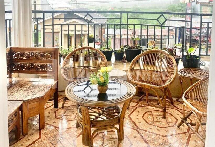 فندق Arjuna 1 Homestay Syariah Dieng Mitra Reddoorz