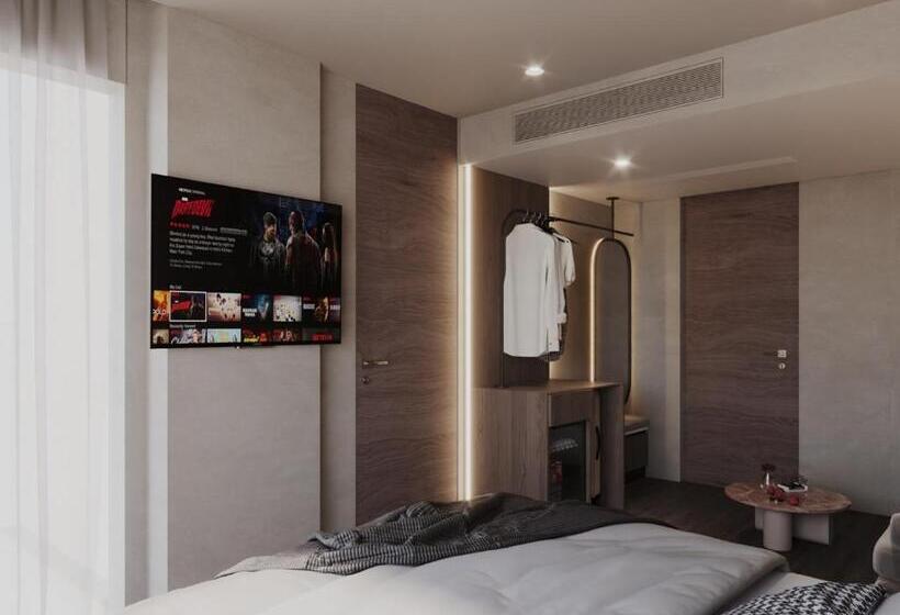 فندق Avanel Signature