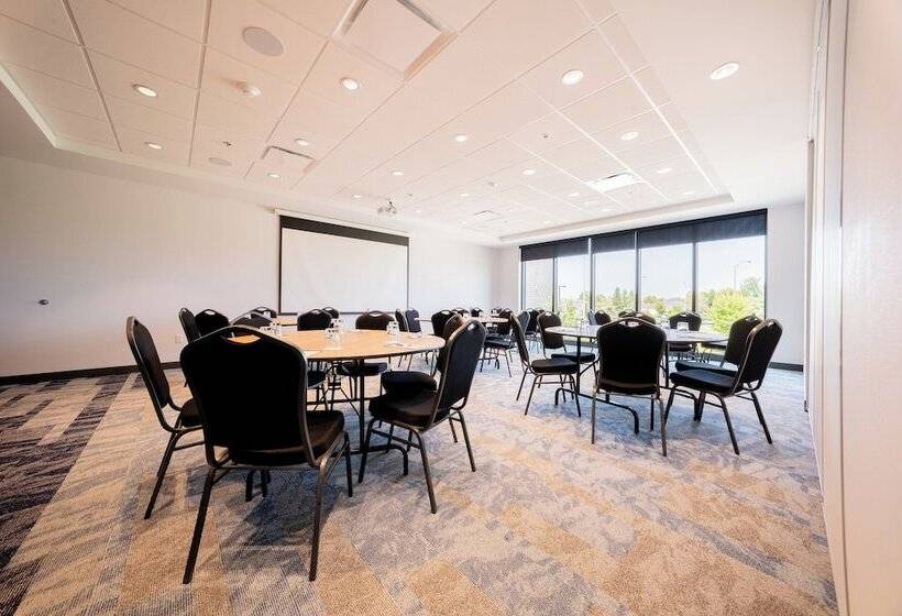 호텔 Candlewood Suites Trois Rivières Ouest, An Ihg