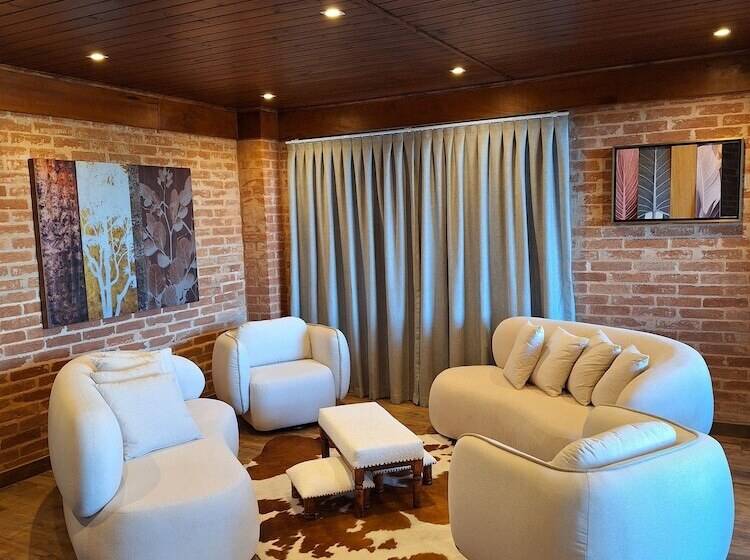 ホテル Cantos E Contos Boutique