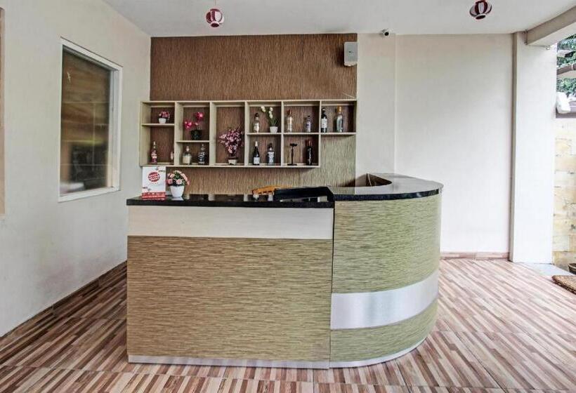هتل Capital O 91696 Kimara Homestay & Resto