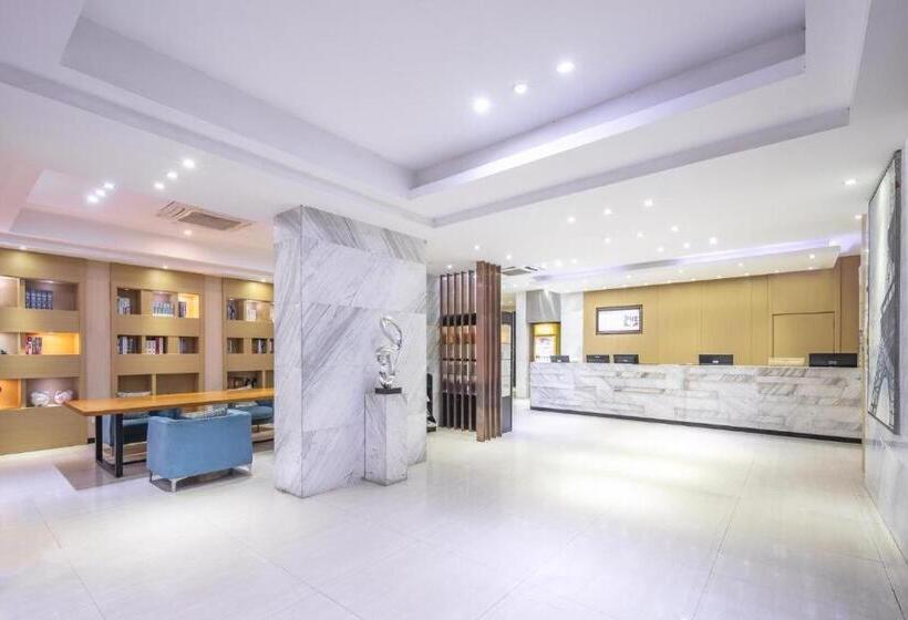 هتل City Comfort Inn Haikou South Bridge Youyi Sunshine City