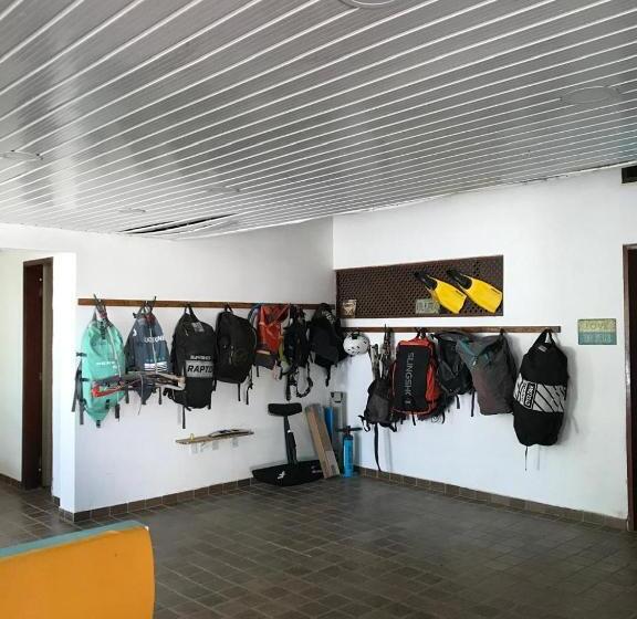 בית מלון כפרי Costa Sur House & Kite School, Cumbuco