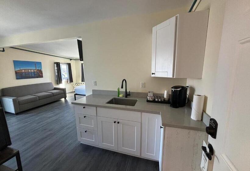 酒店 Dock Street Inn