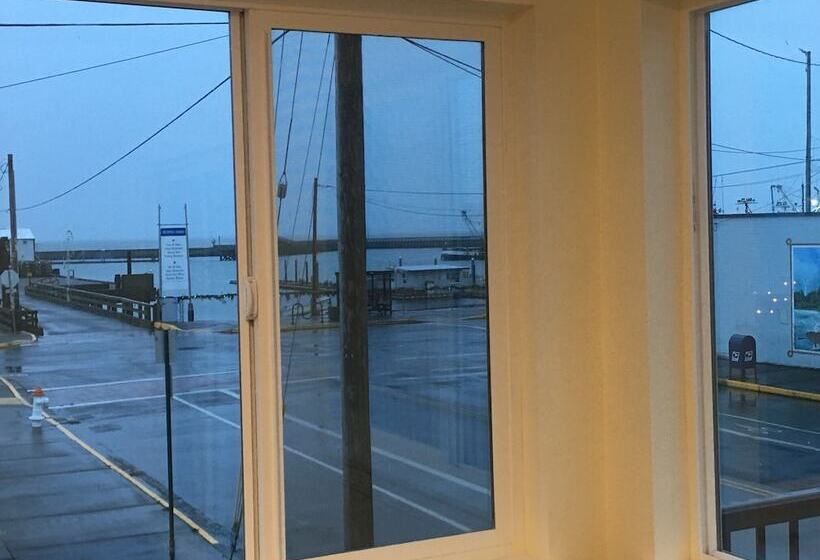 酒店 Dock Street Inn