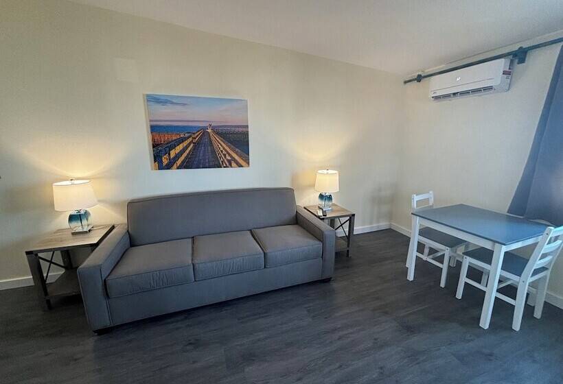 酒店 Dock Street Inn