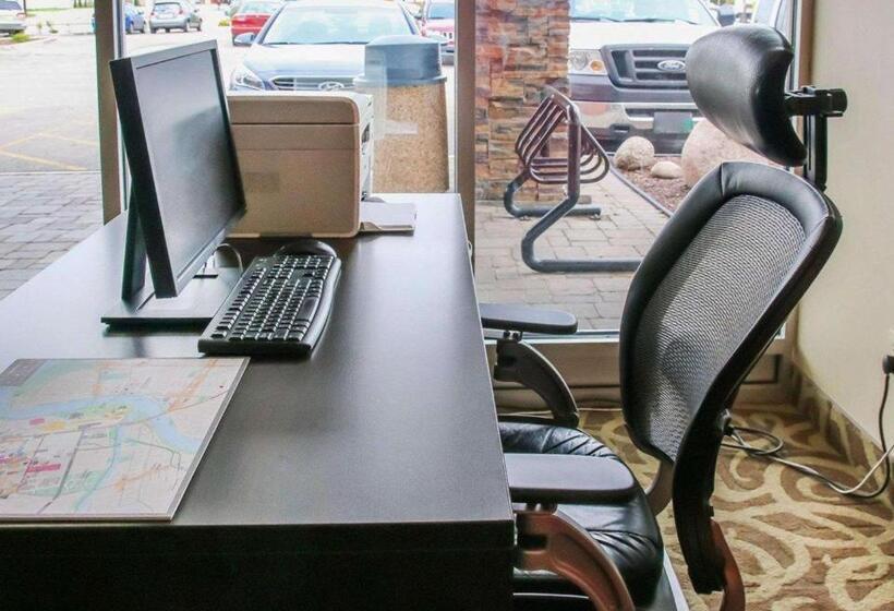 ホテル Econo Lodge