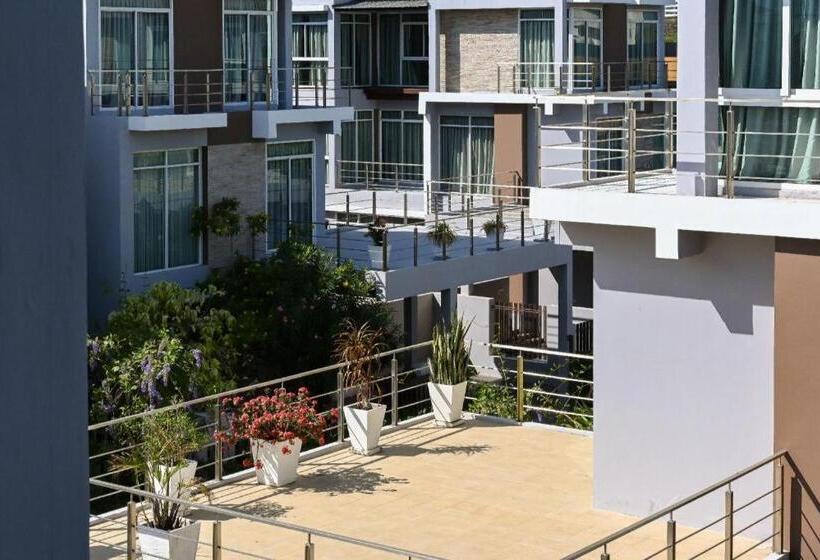 호텔 Golden Sea Pool Villa Huahin