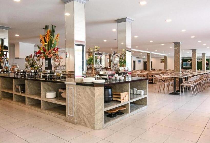 호텔 Golden Sea Pool Villa Huahin