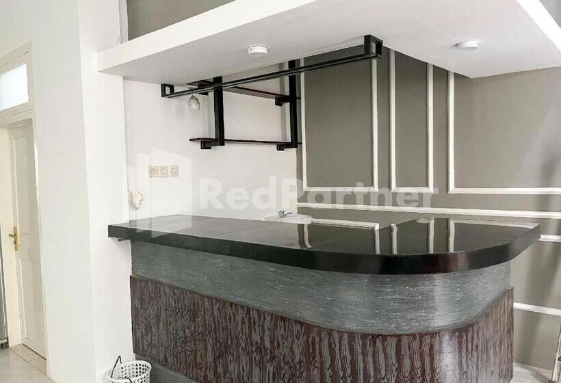 בית מלון כפרי Homestay & Cafe Blessings Near Station Center Town Redpartner