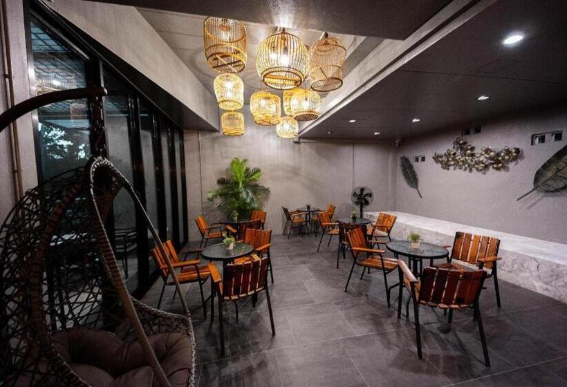 فندق Kaoseng Rockhill