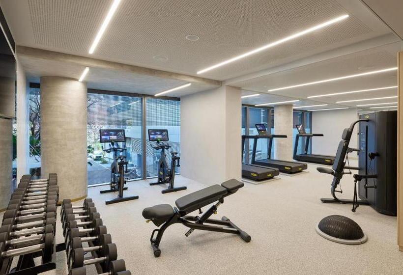 בית מלון כפרי Lanson Place Parliament Gardens