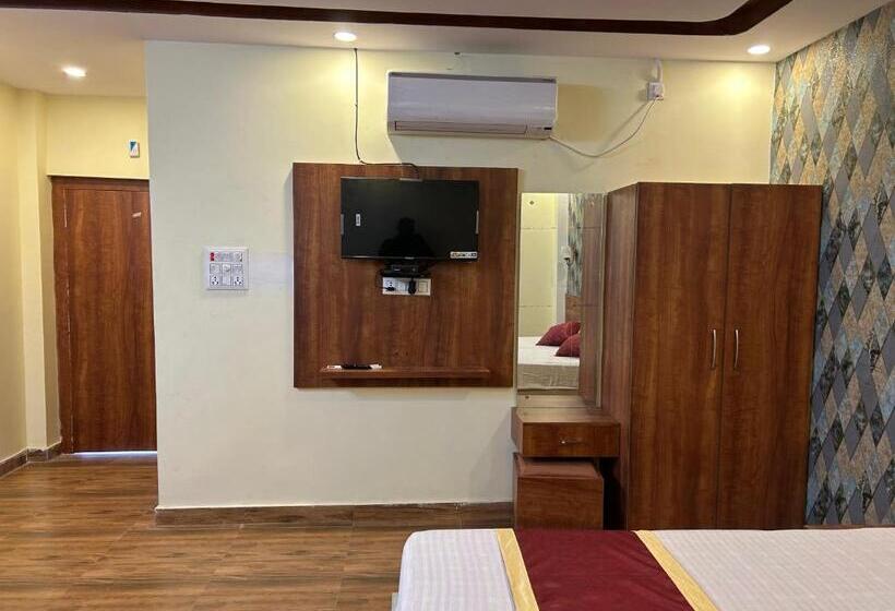 בית מלון כפרי Moti Villa Resort