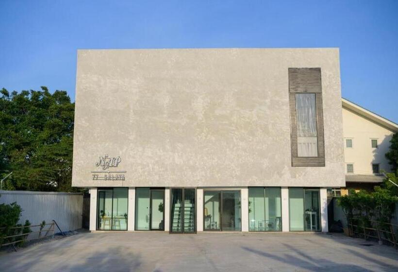 בית מלון כפרי Nap77