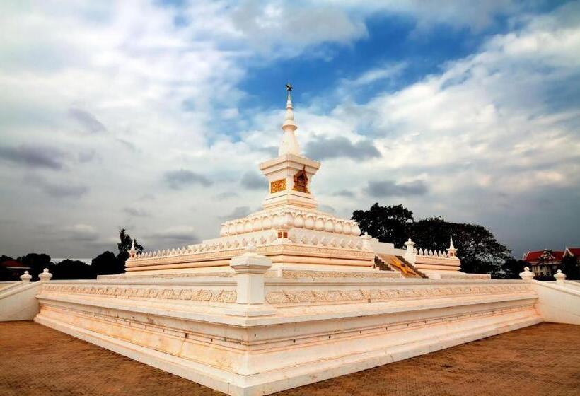 Отель New Lao Paris