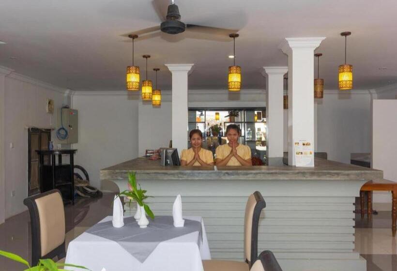 酒店 Popular Boutique