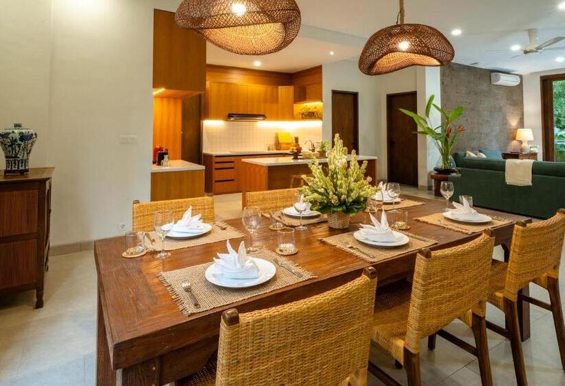 בית מלון כפרי Pulang Villas Pererenan By Nakula