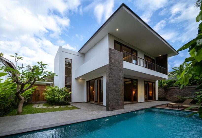 בית מלון כפרי Pulang Villas Pererenan By Nakula