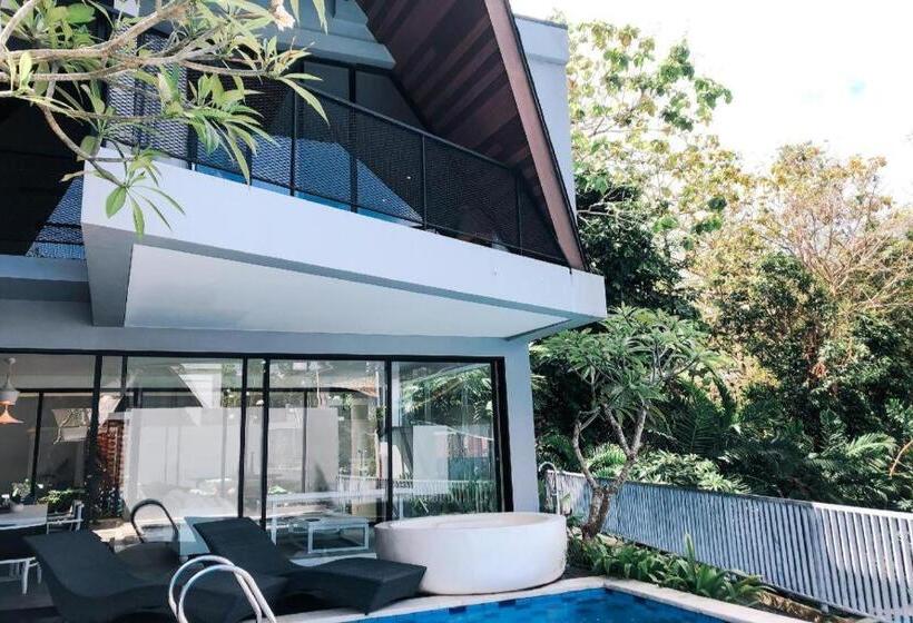 ホテル Skati Villa