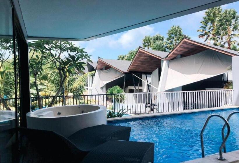 ホテル Skati Villa