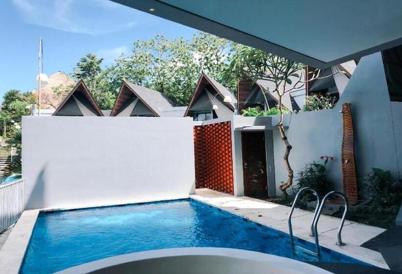 ホテル Skati Villa