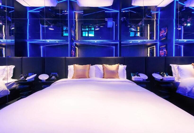 בית מלון כפרי Space Design