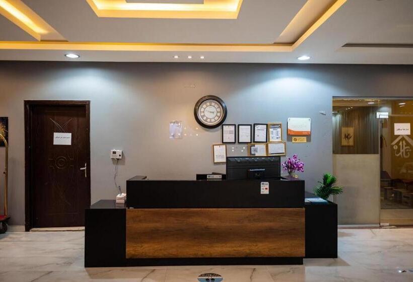 酒店 Tara One Apartment