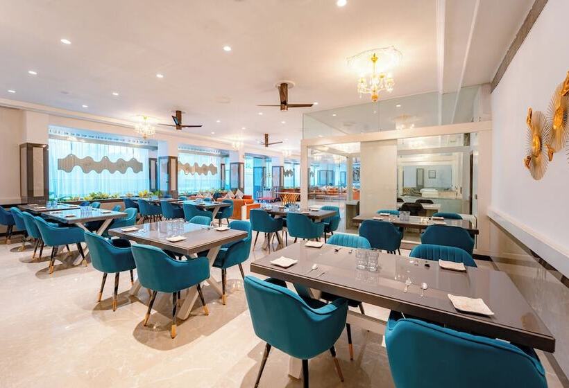 فندق Treebo Premium Omni Residency