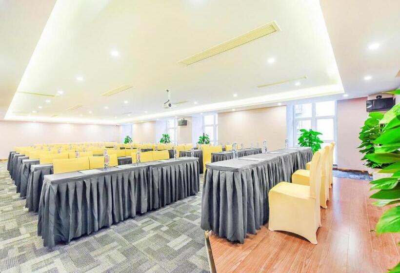 Lavande Hotel Chongqing Dazu Shike Changzhou Ancient City