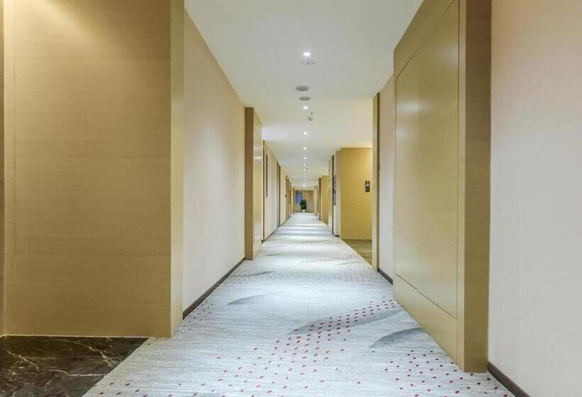 Lavande Hotel Chongqing Dazu Shike Changzhou Ancient City